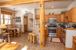 8750 Trappers Crossing condo